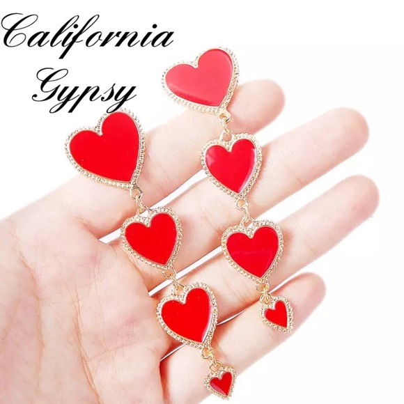 Heart Dangle Earrings❤️ - Picture 5 of 7